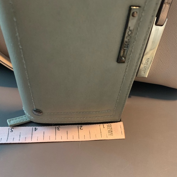 Wallet - Picture 7 of 8